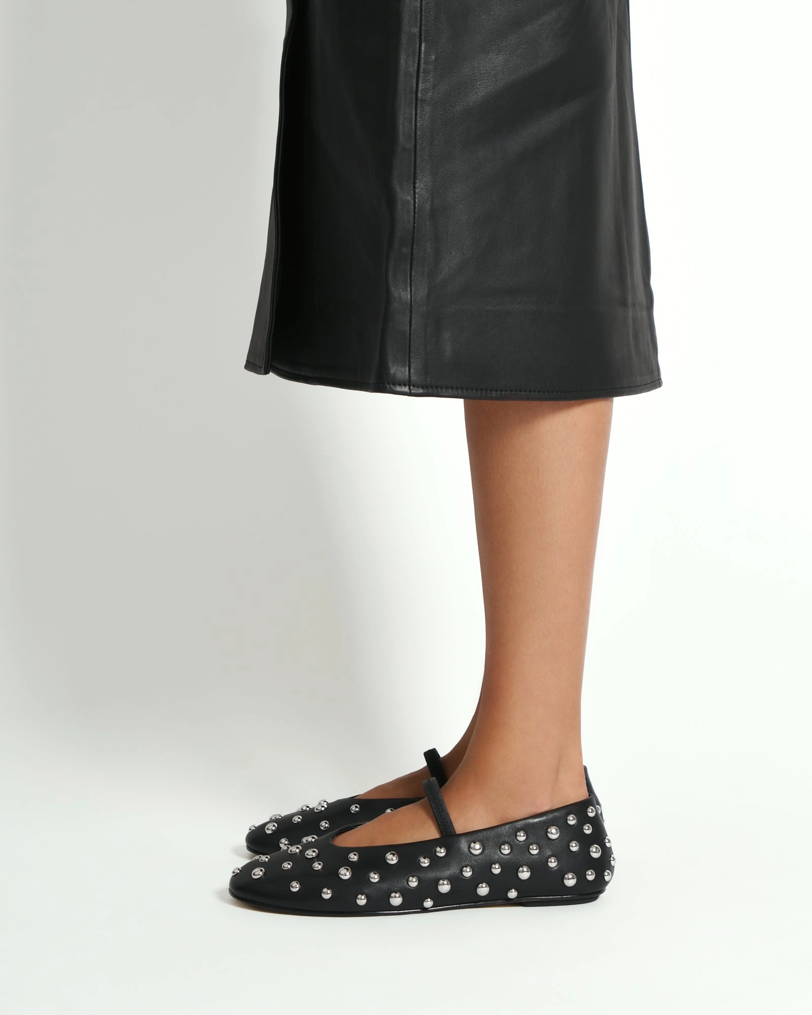 GOLDIE CASUAL FLATS BLACK LEATHER