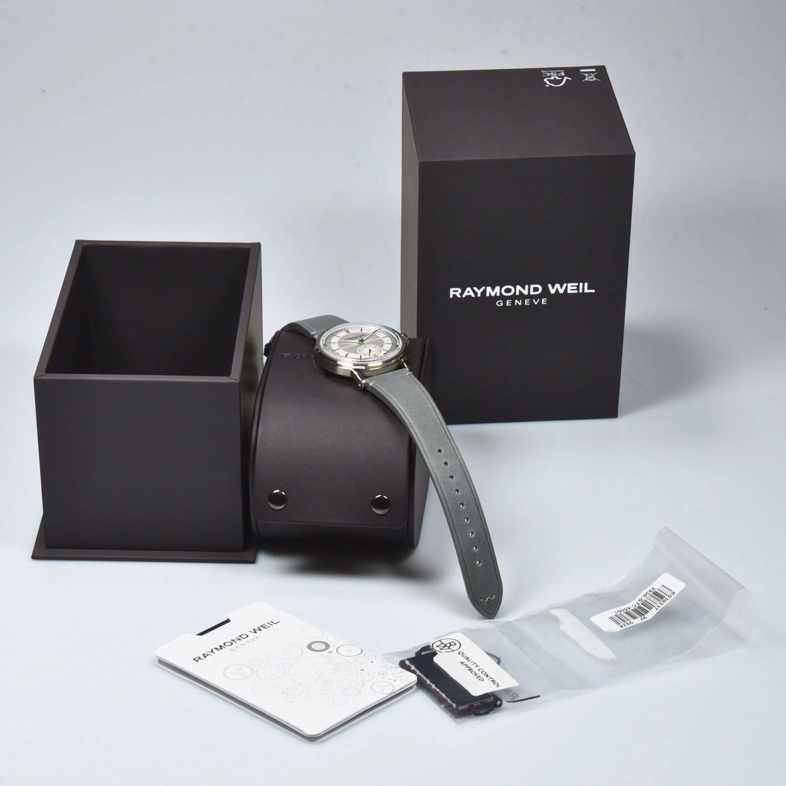 Raymond Weil Millesime Small Seconds 2930-STC-65001 (Pre-owned)