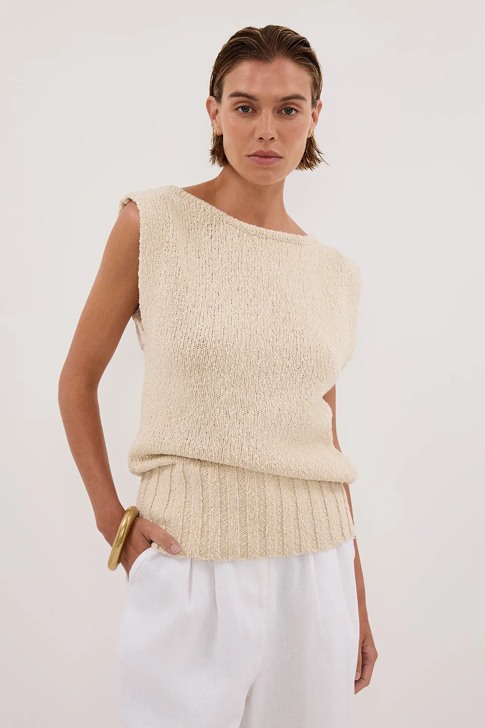 SUE CLAY SLEEVELESS KNIT TOP