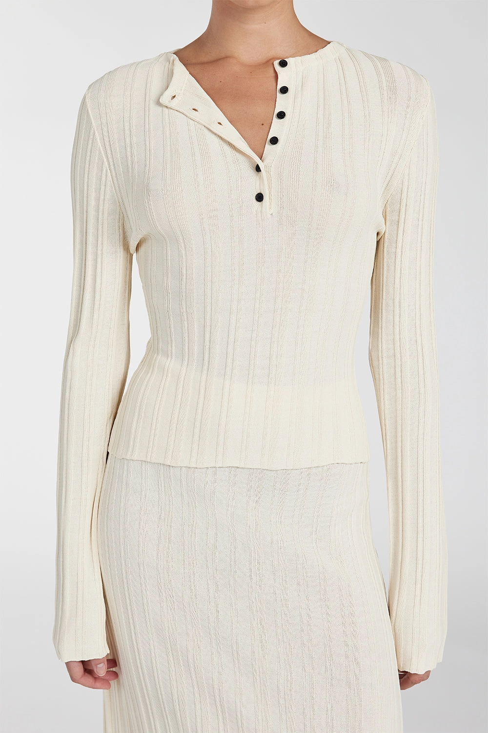 SYLVIA CREAM LONG SLEEVE TOP