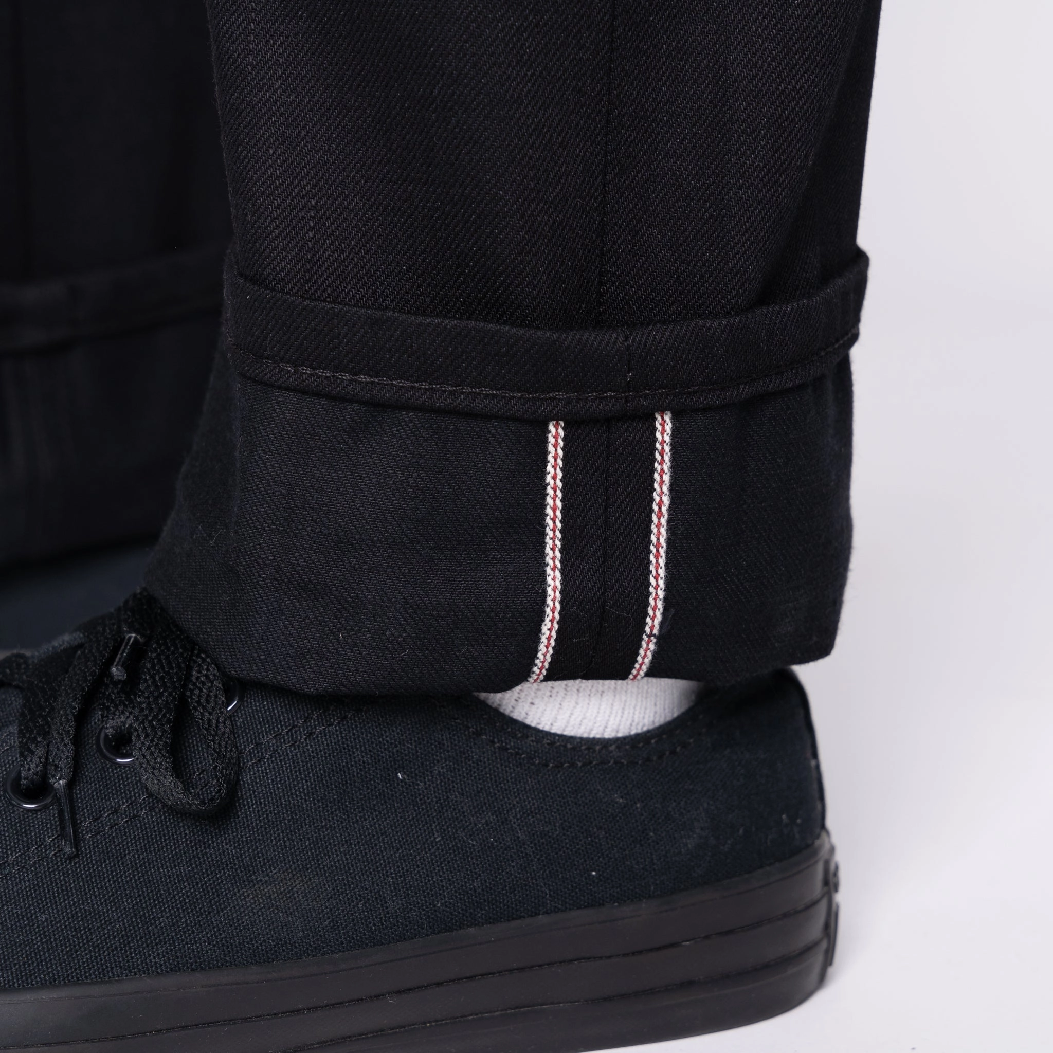 True Guy - Solid Black Selvedge - 36 Long Inseam