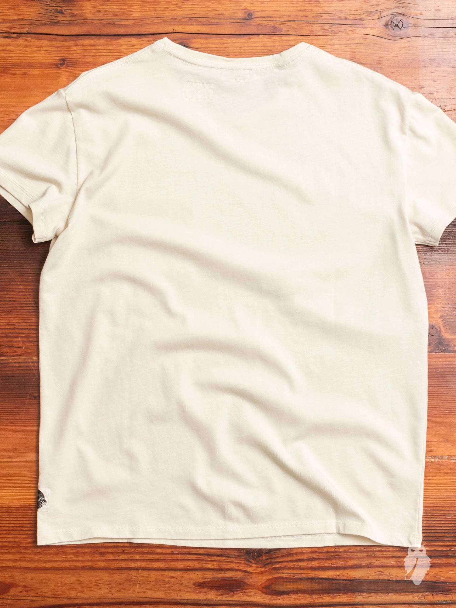 Wilson Pocket T-Shirt in Vintage White